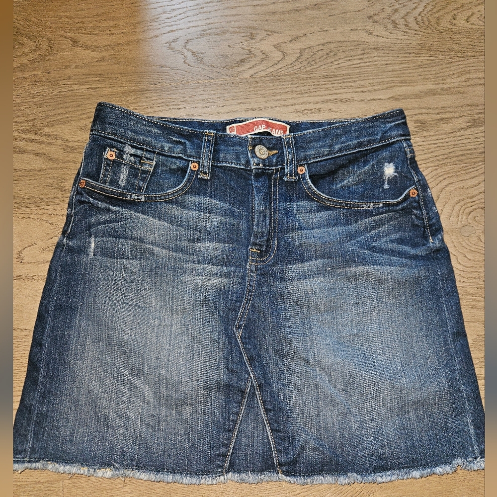 Bundle 5/$25. Gap Denim Mini  Skirt